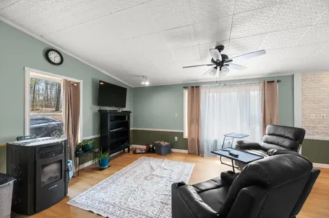 29 Blue Rock Road Monmouth ME 04259