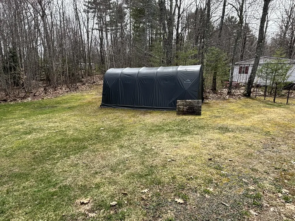 65 Amys Circle Dresden ME 04342