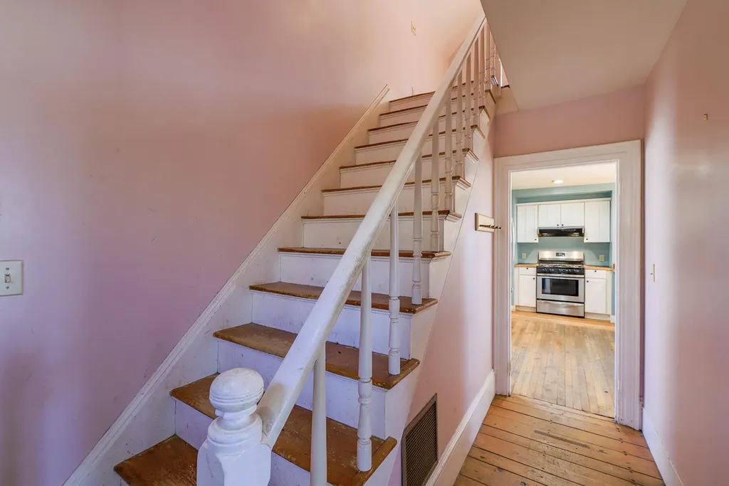 313 W Meadow Road Thomaston ME 04861