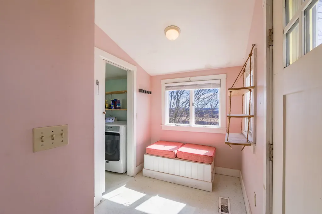 313 W Meadow Road Thomaston ME 04861