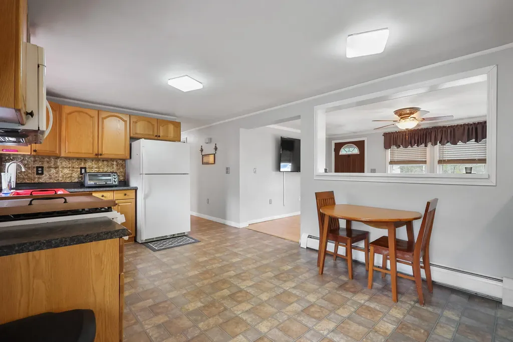 190 Transalpine Road Lincoln ME 04457