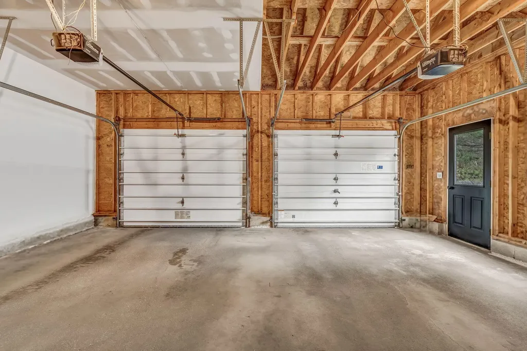 115 Old County Road Hampden ME 04444