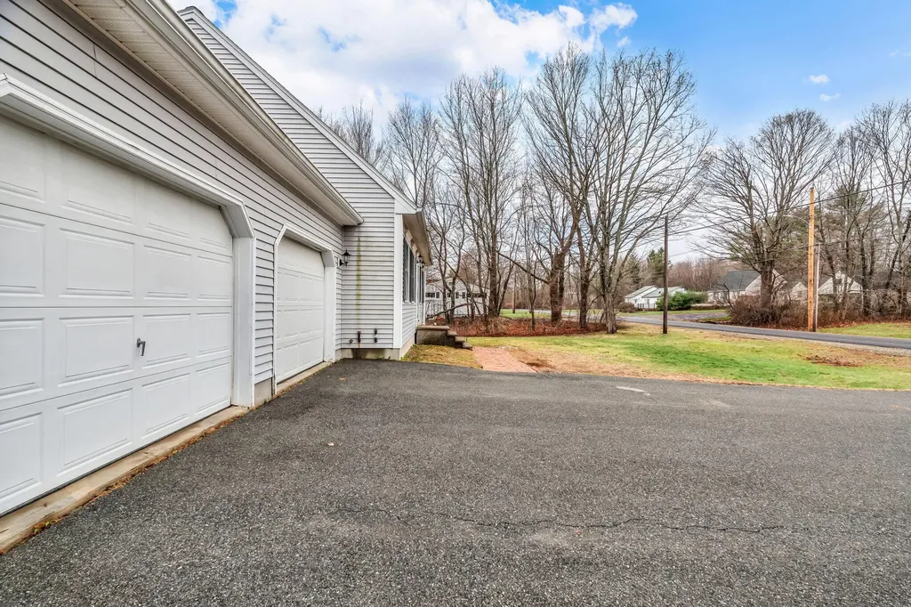 115 Old County Road Hampden ME 04444
