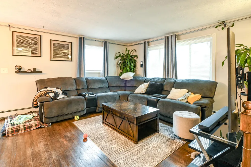 5 Buxton Road Saco ME 04072