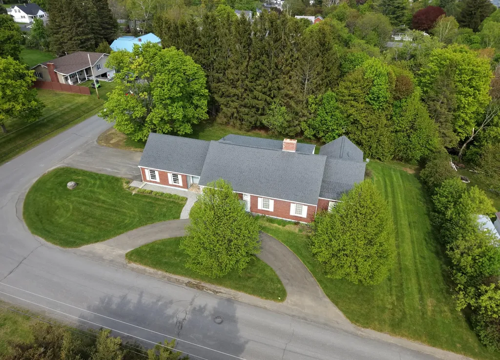 4 Dorcas Avenue Caribou ME 04736