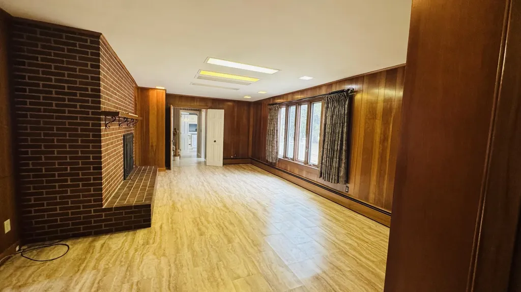 4 Dorcas Avenue Caribou ME 04736