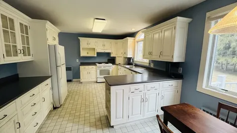 4 Dorcas Avenue Caribou ME 04736
