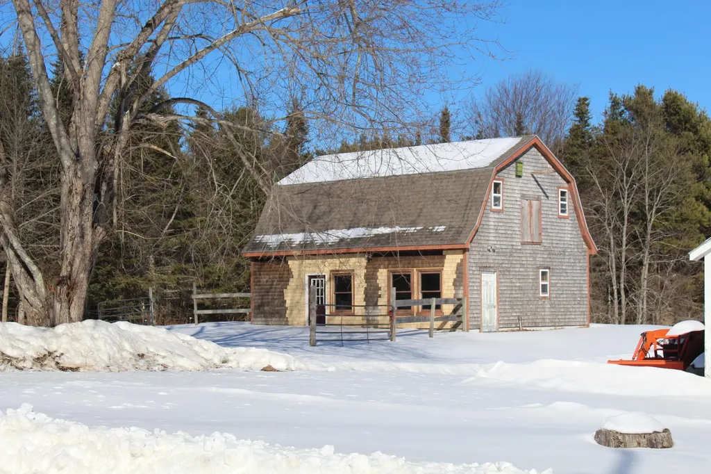 137 Clark Road Prospect ME 04981