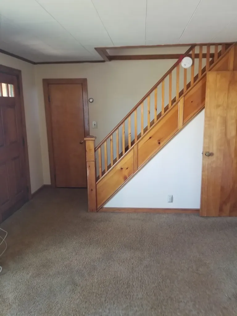 18 Vernon Avenue Limestone ME 04750