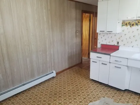 18 Vernon Avenue Limestone ME 04750