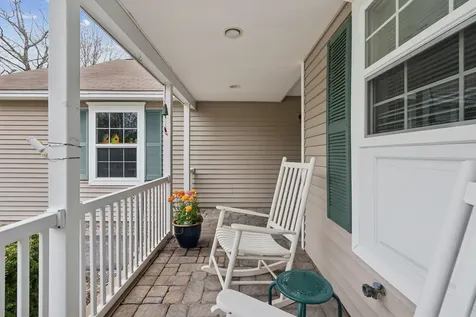 16 Dunnhill Drive Kennebunk ME 04043