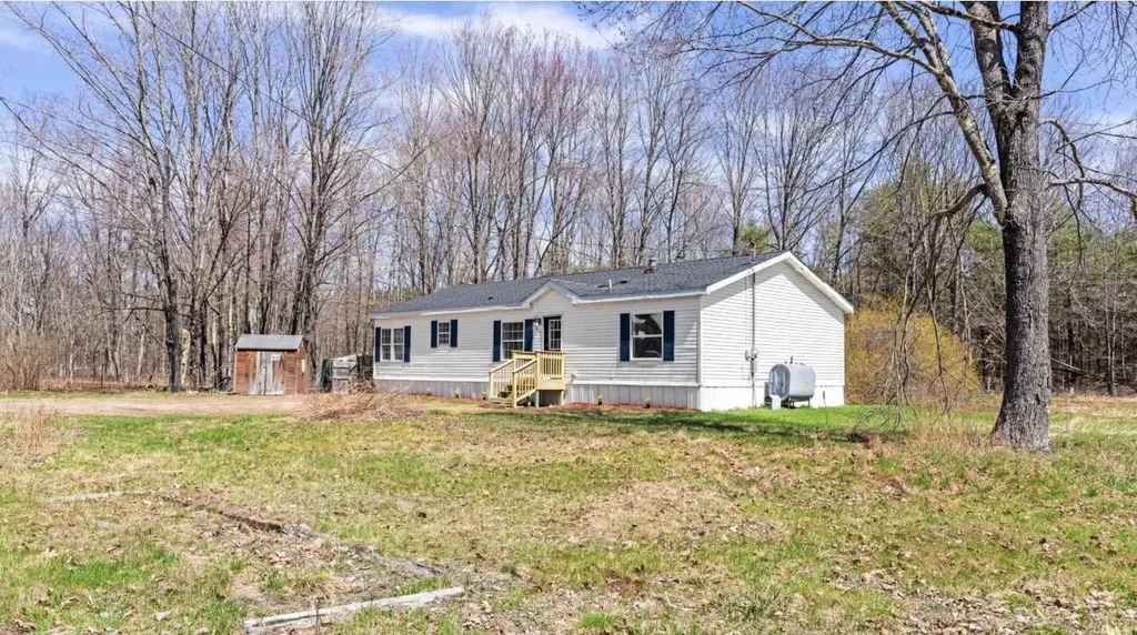 805 Sokokis Avenue Limington ME 04049