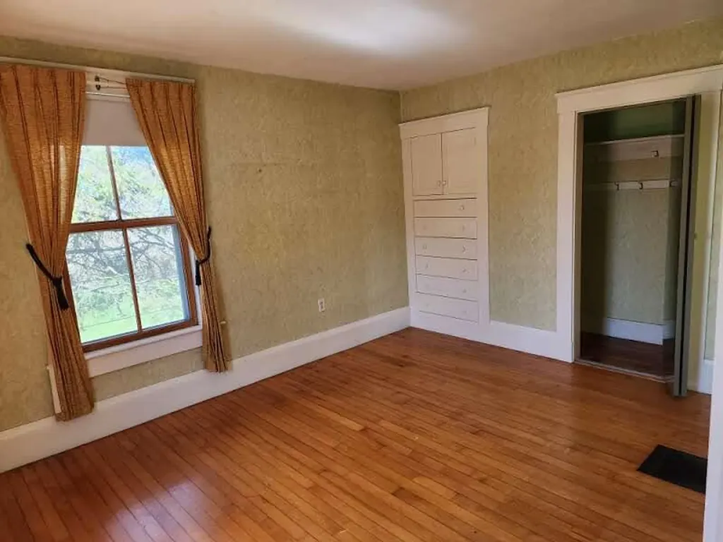 1350 Main Road Eddington ME 04428