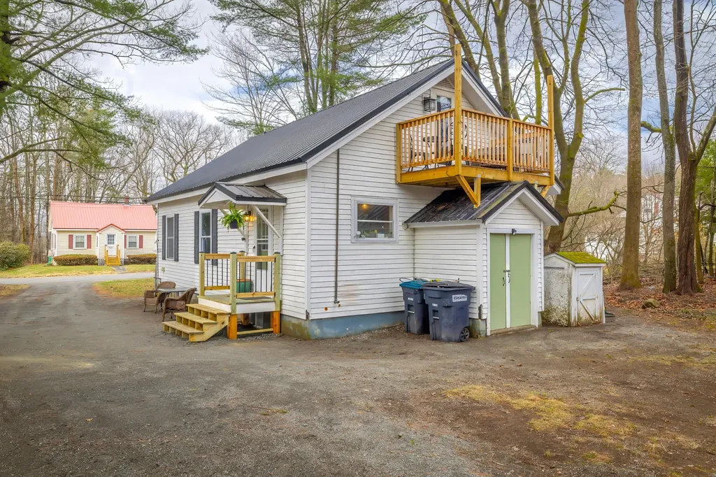 20 Abbott Street Old Town ME 04468