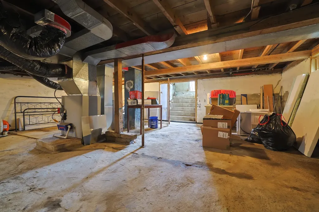 20 Abbott Street Old Town ME 04468