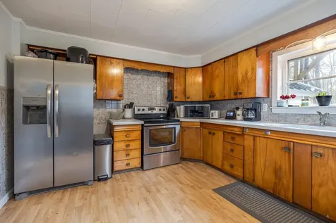 20 Abbott Street Old Town ME 04468