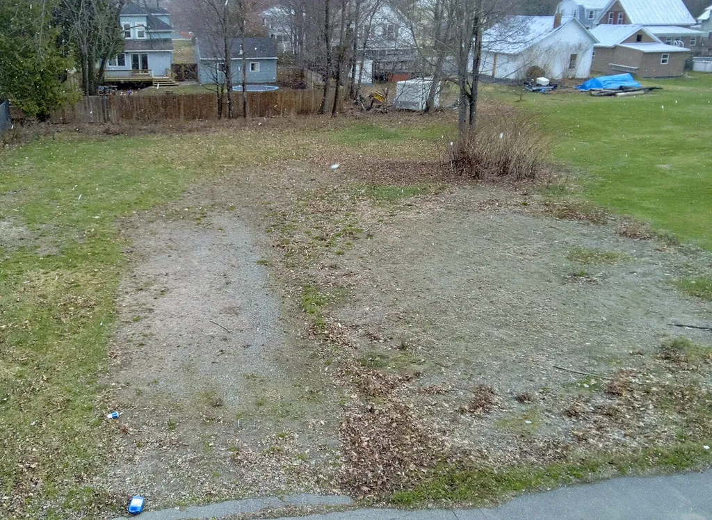 20 Park Street Madison ME 04950