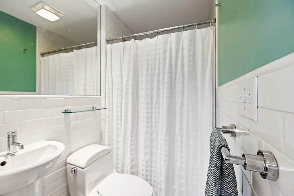 21 Johnson Road Falmouth ME 04105