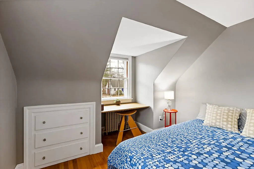 21 Johnson Road Falmouth ME 04105