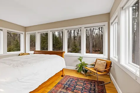 21 Johnson Road Falmouth ME 04105