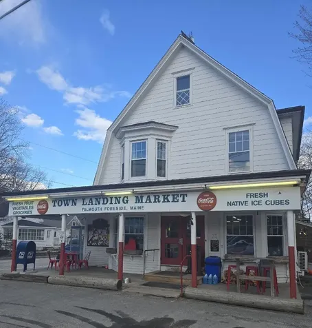 21 Johnson Road Falmouth ME 04105