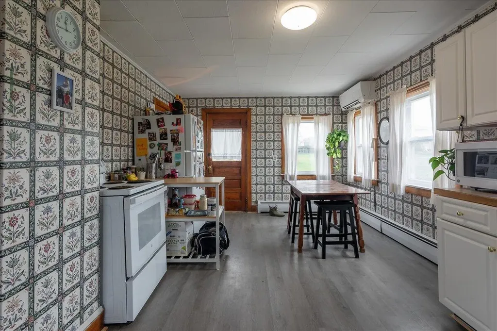 694 Spruce Head Road Saint George ME 04858
