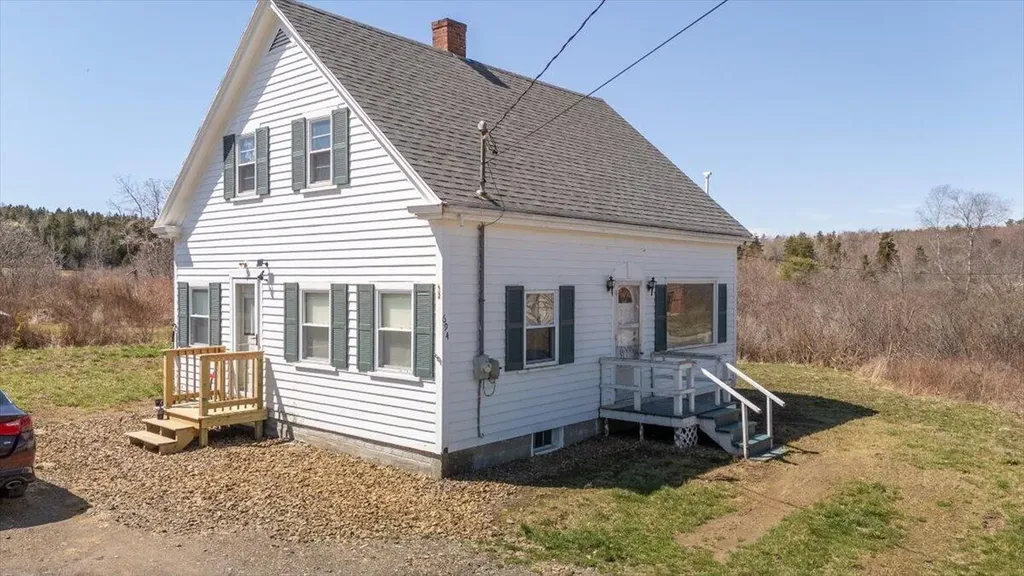 694 Spruce Head Road Saint George ME 04858