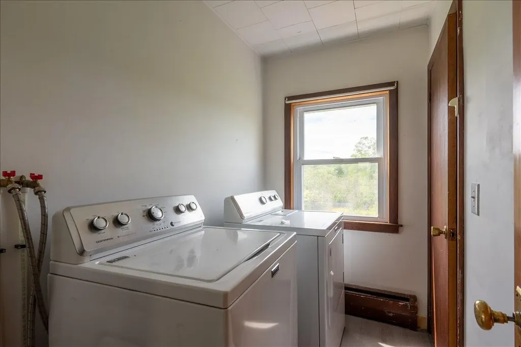 694 Spruce Head Road Saint George ME 04858