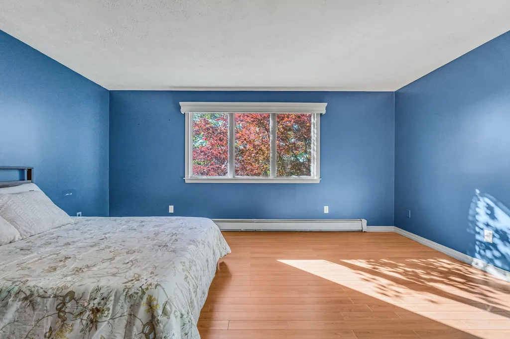 22 Briarcliff Knoll Auburn ME 04210