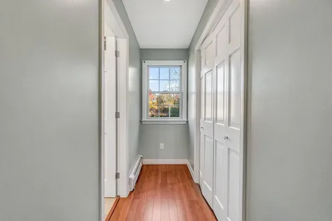 22 Briarcliff Knoll Auburn ME 04210