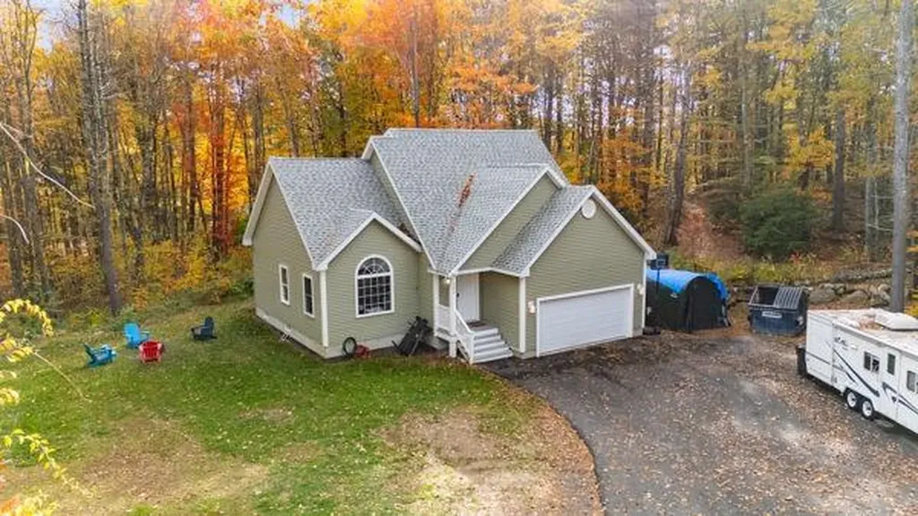282 Harry Howes Road Sanford ME 04073