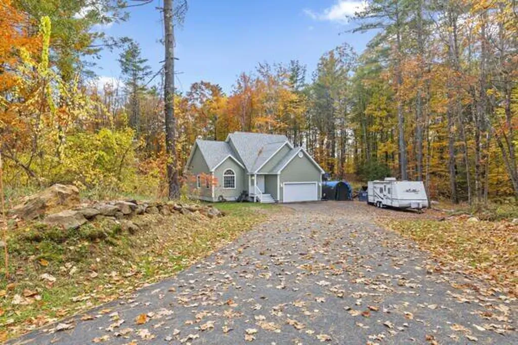 282 Harry Howes Road Sanford ME 04073