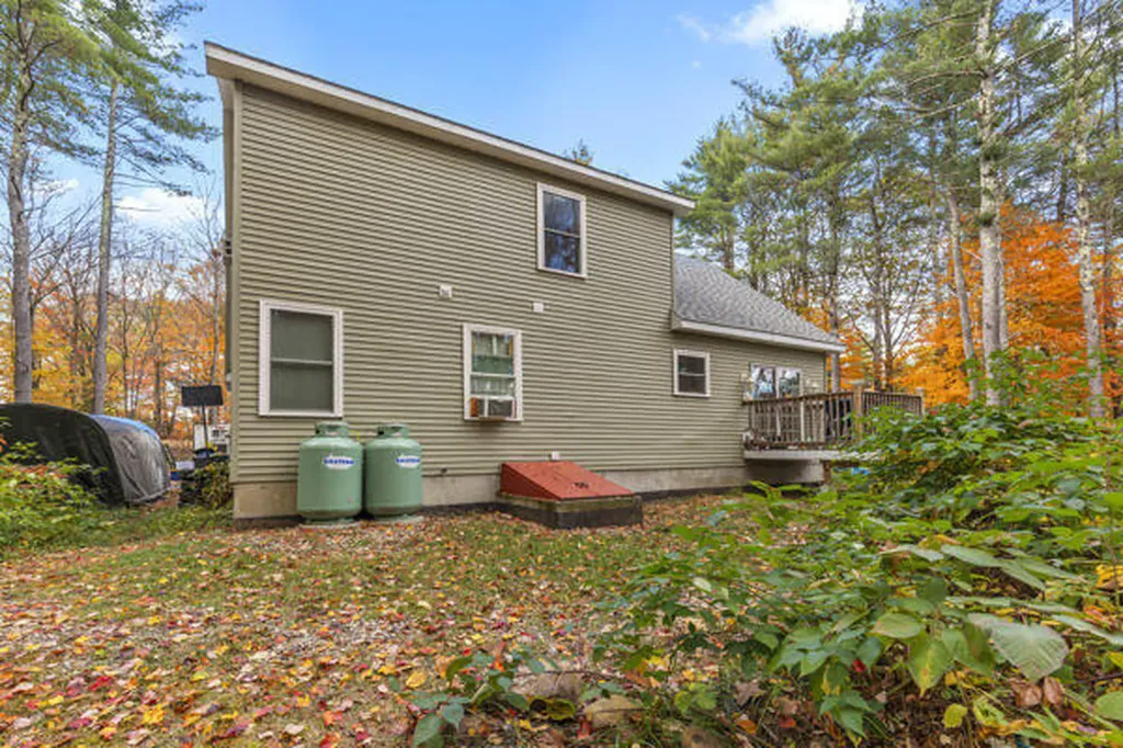 282 Harry Howes Road Sanford ME 04073