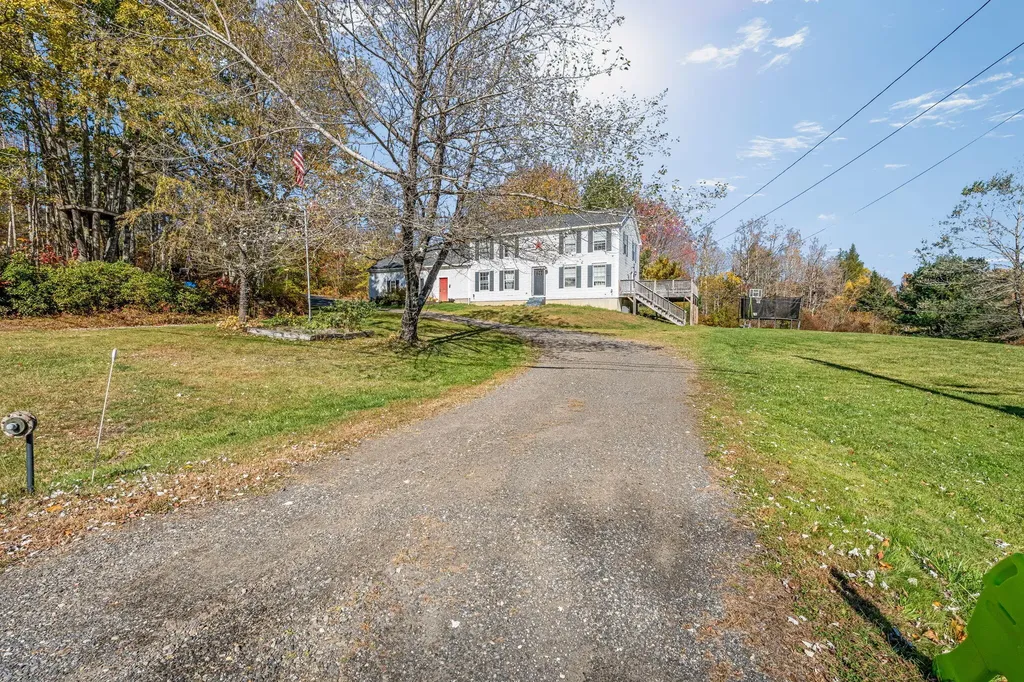 317 Cross Road Cushing ME 04563