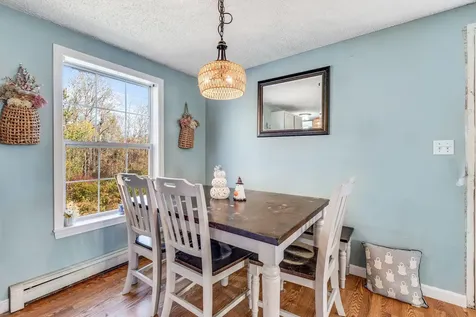 317 Cross Road Cushing ME 04563