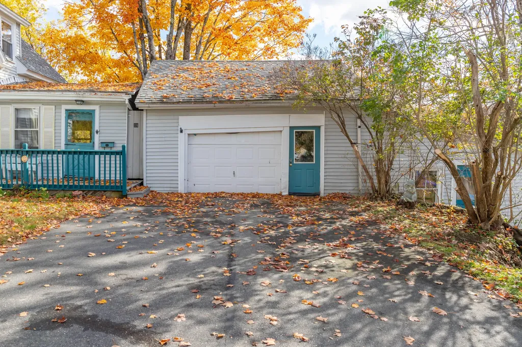 18 Green Street Dover-foxcroft ME 04426