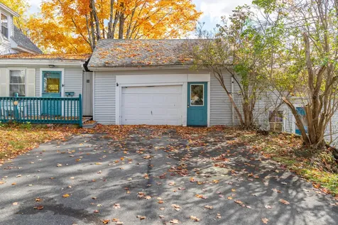 18 Green Street Dover-foxcroft ME 04426