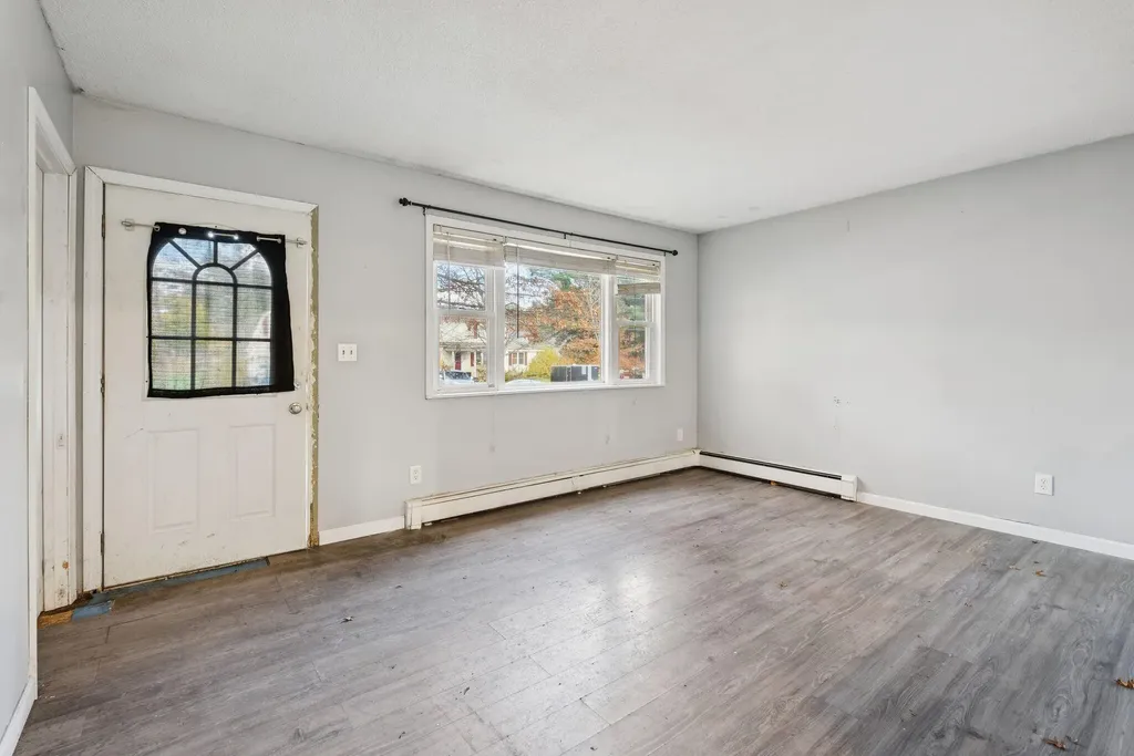 189 Grove Street Lewiston ME 04240