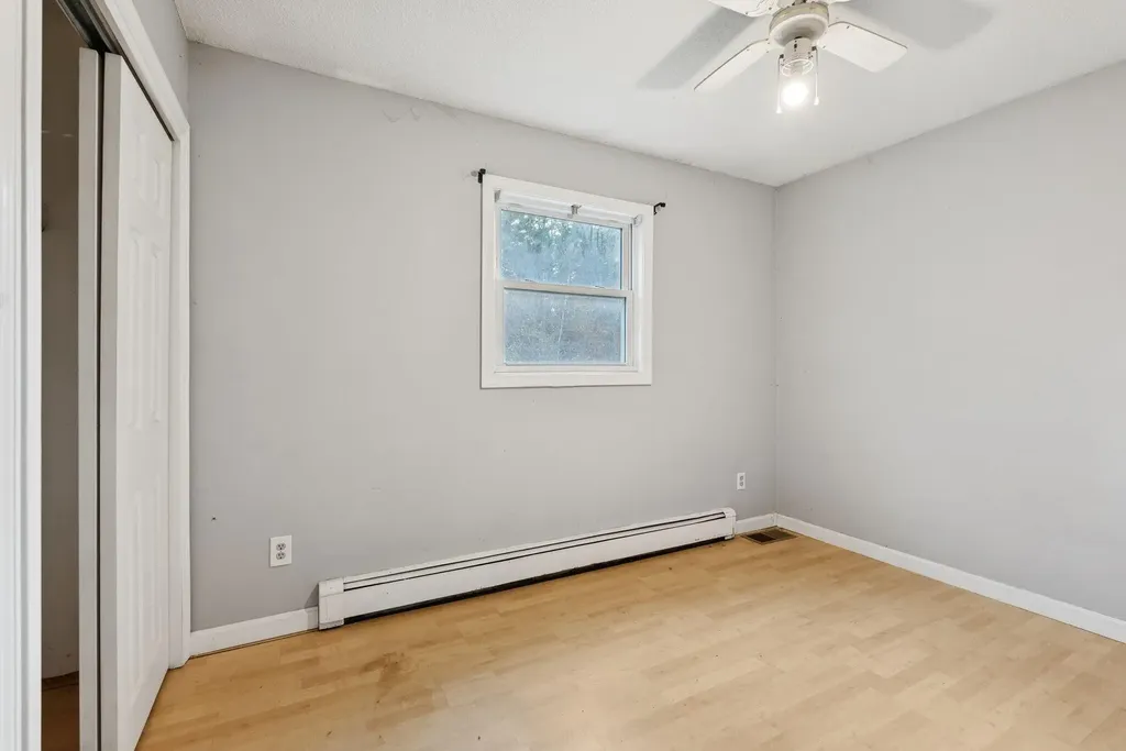 189 Grove Street Lewiston ME 04240