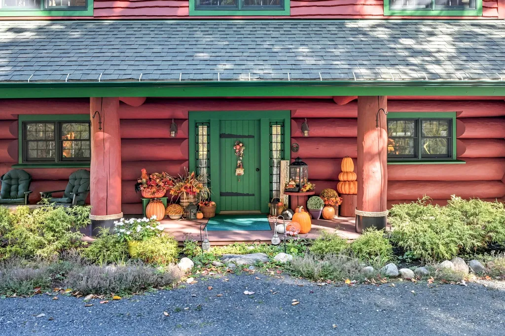 20 Toms Trail Greenville ME 04441
