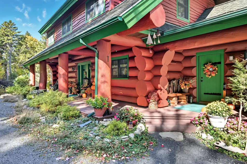 20 Toms Trail Greenville ME 04441