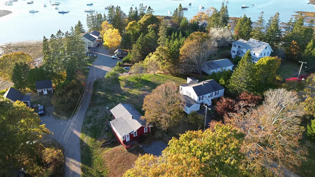 139 Harbor Drive Tremont ME 04653
