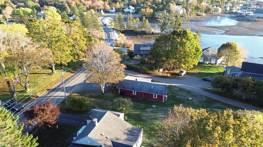 139 Harbor Drive Tremont ME 04653