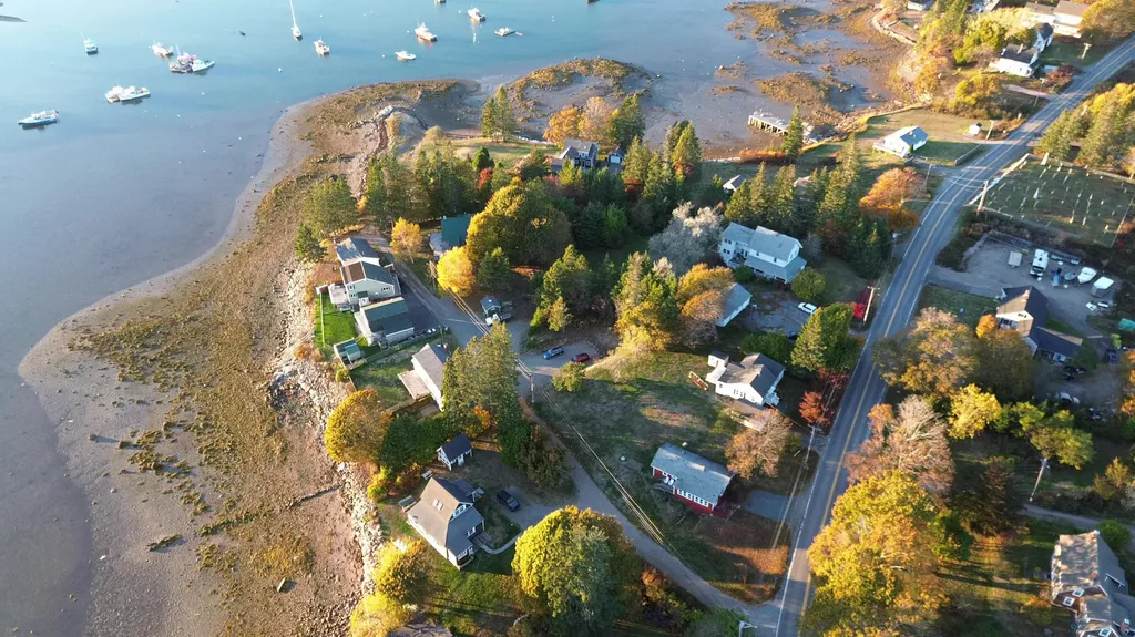 139 Harbor Drive Tremont ME 04653