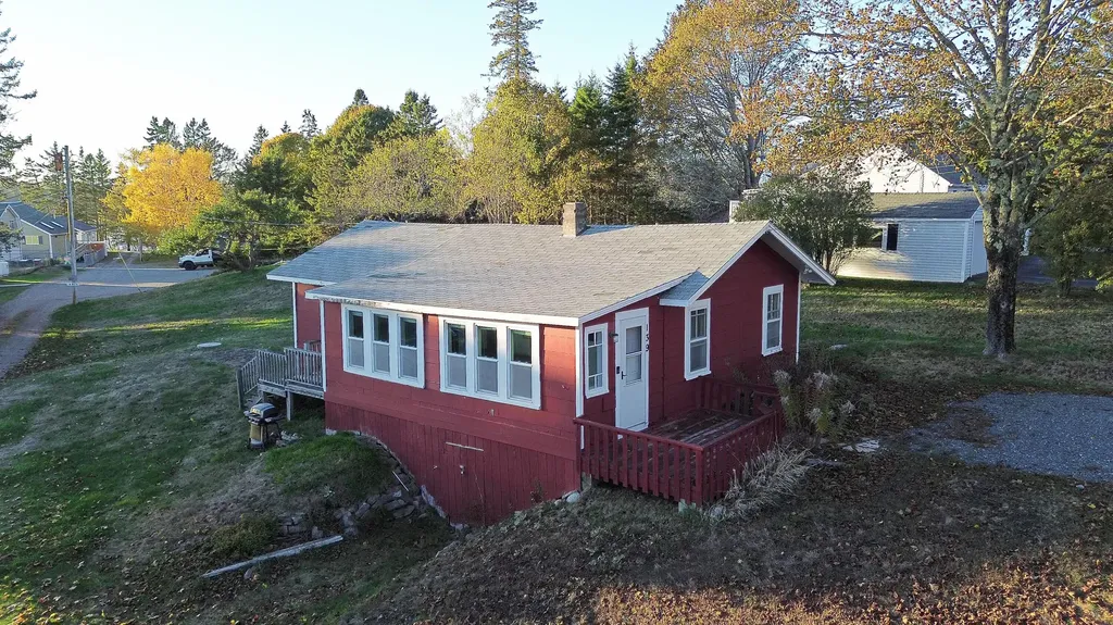 139 Harbor Drive Tremont ME 04653