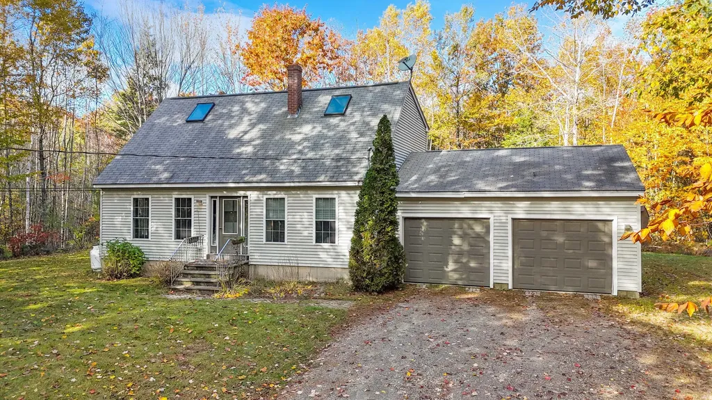 34 Stoney Brook Road Raymond ME 04071