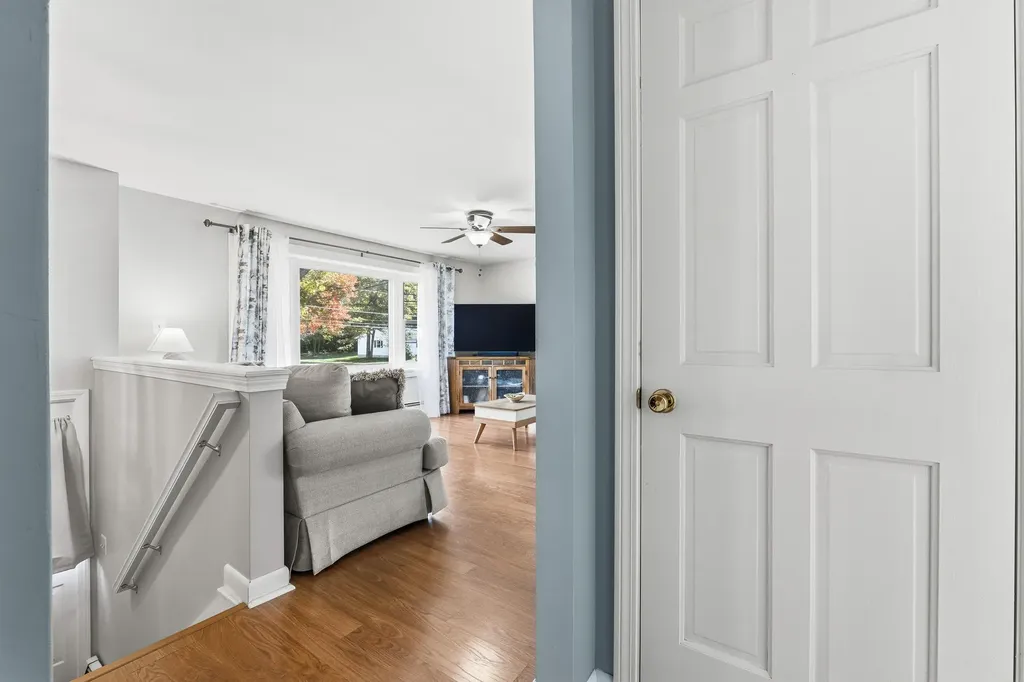 10 Merrymeeting Drive Topsham ME 04086