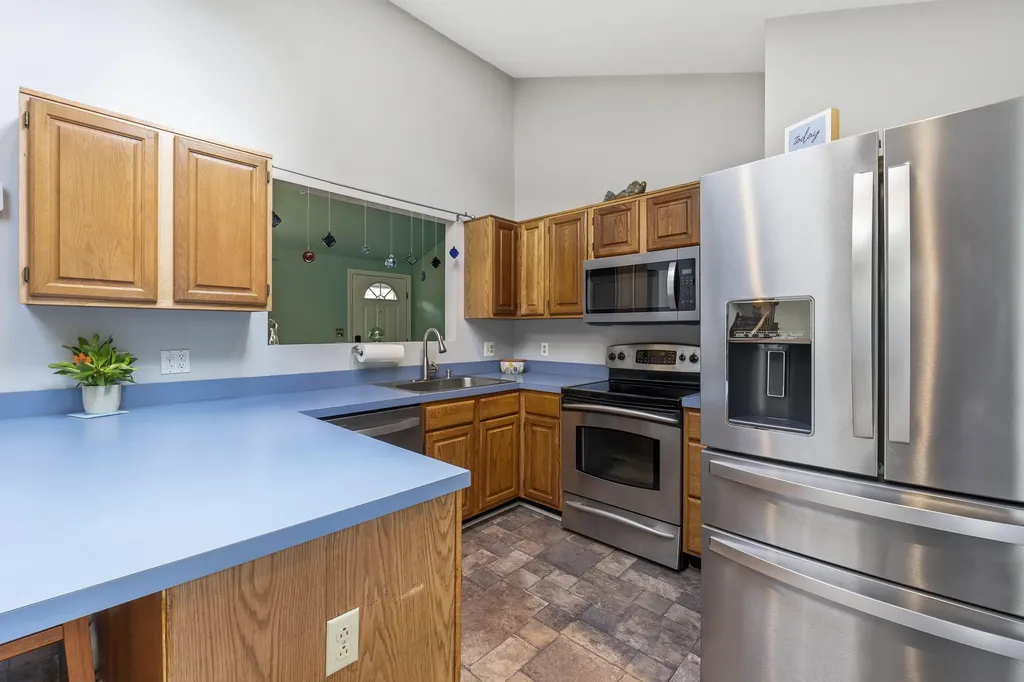 10 Merrymeeting Drive Topsham ME 04086