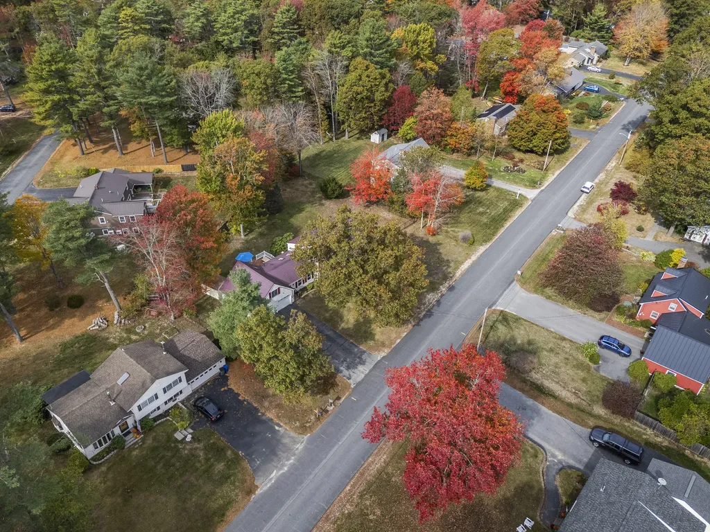 10 Merrymeeting Drive Topsham ME 04086