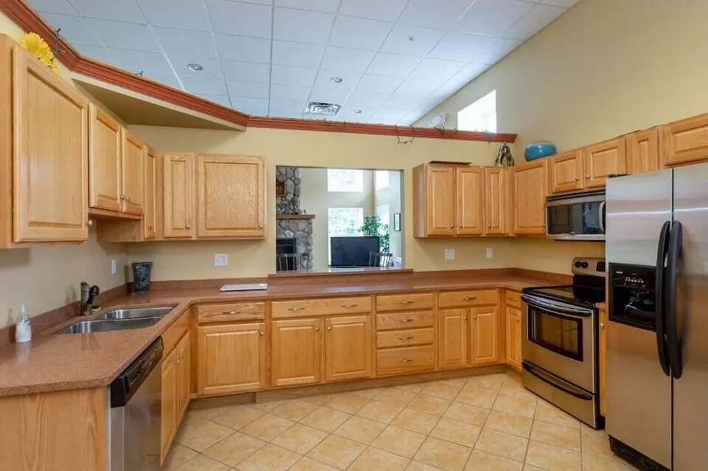 14 Harvest Hill Lane Auburn ME 04210